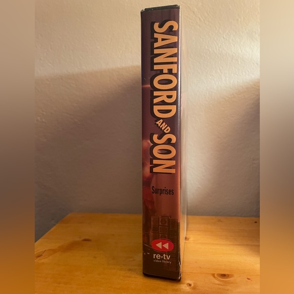 ⭐️ Vintage Sandford and Son Surprises The Collectors Edition Columbia House VHS - Picture 5 of 5